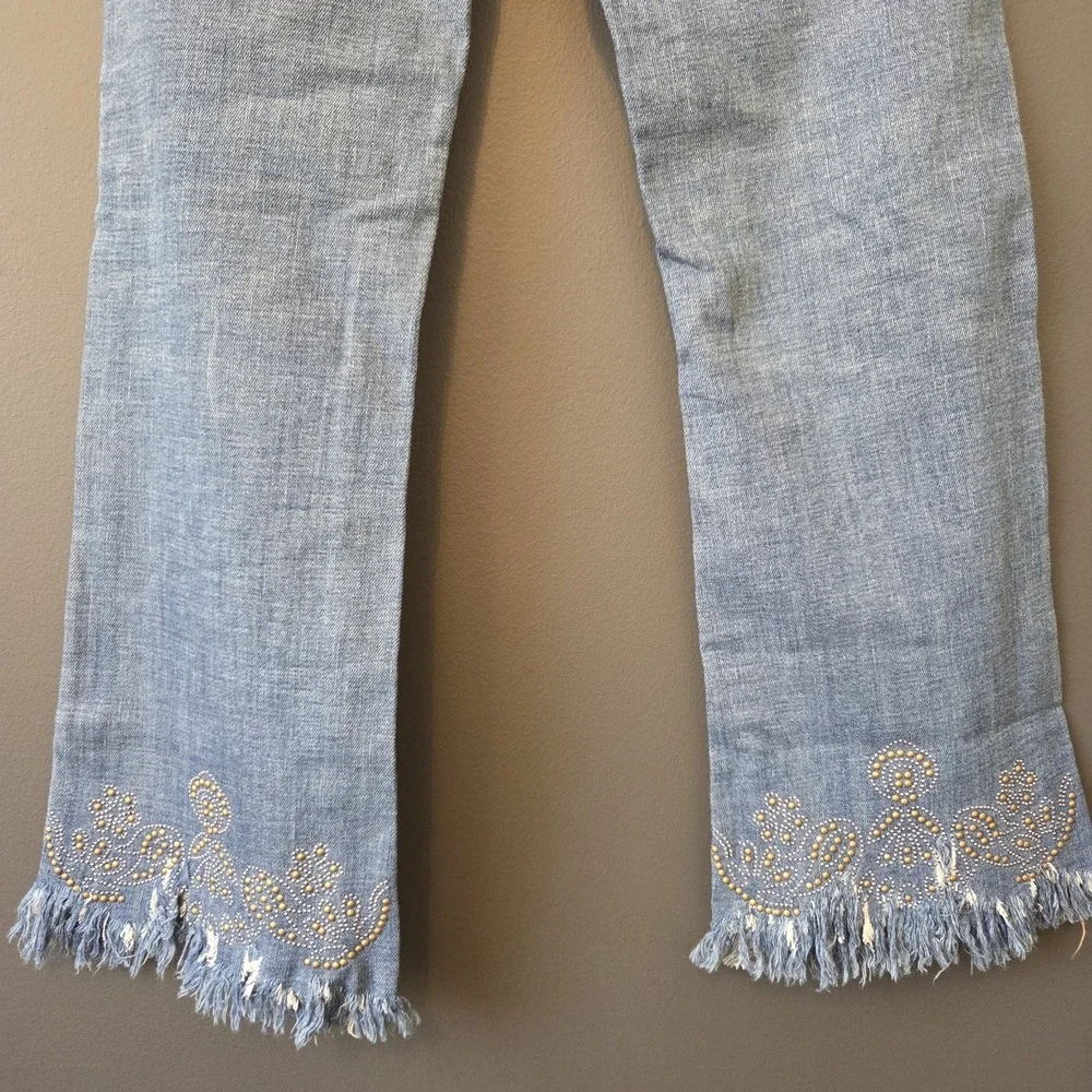 NWT Free People‎ BlankNYC Jeans Women's Size 24 Boho Fray Crop Studs Embroidered
